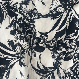 White House Black Market Skirt Size 10